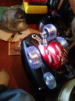 THUNDER TUMBLER RC CAR WORKS GREAT & COMES WITH GOOD BATTERYS