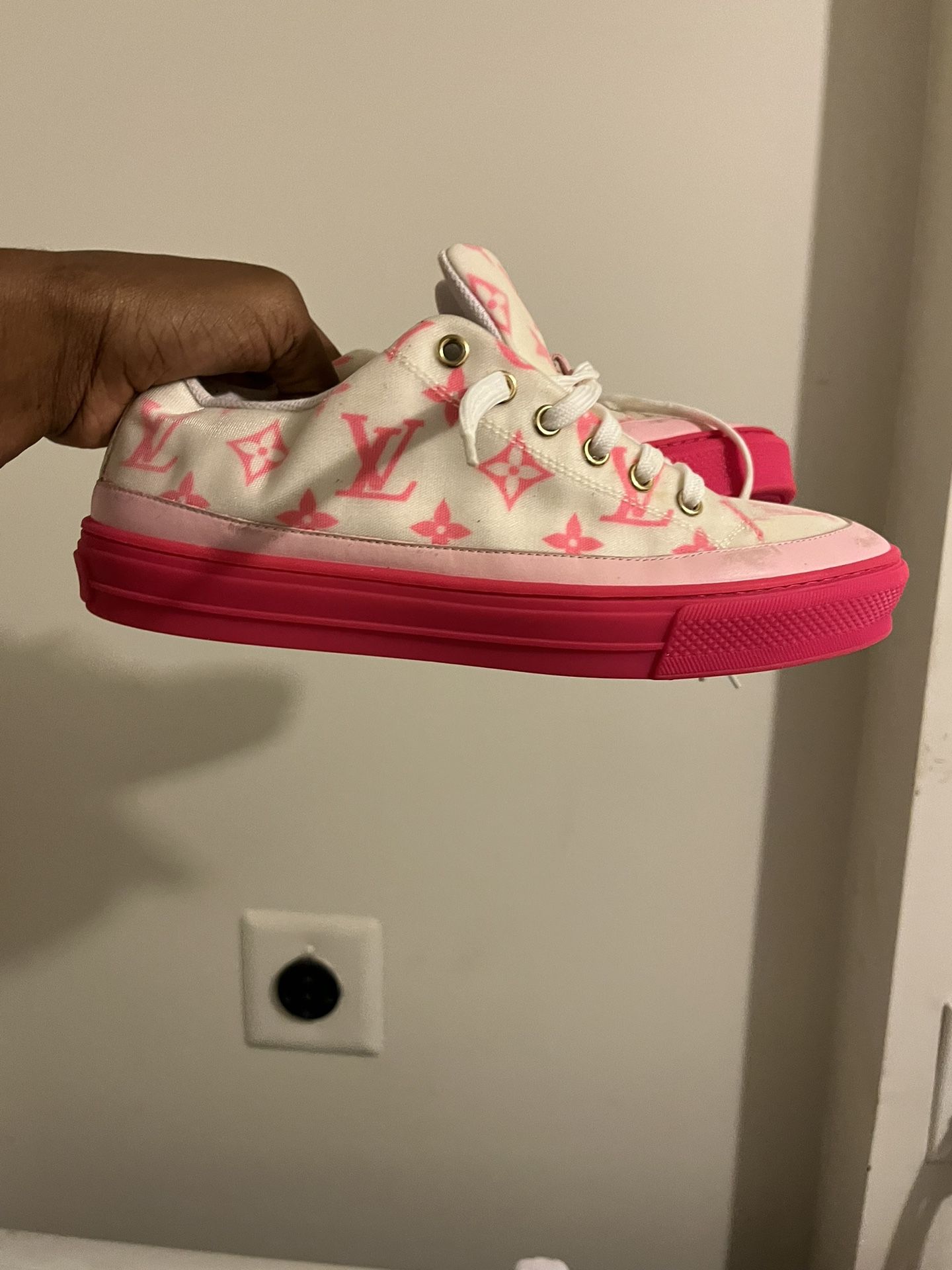 Louis Vuitton Women’s Shoes (pink) for Sale in Medley, FL - OfferUp