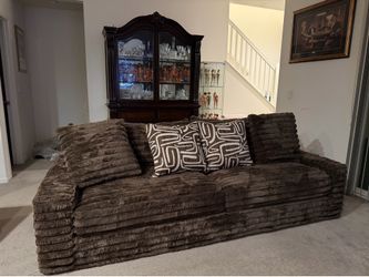 Supreme Cozy Deep Seat Couch sofa new