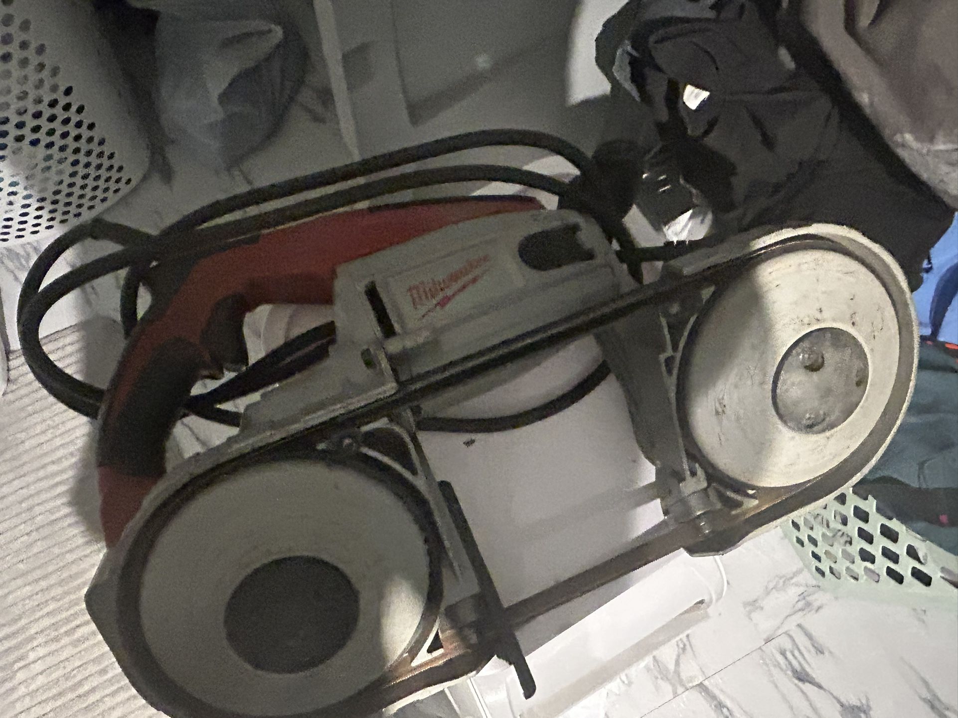 Milwaukee Bandsaw