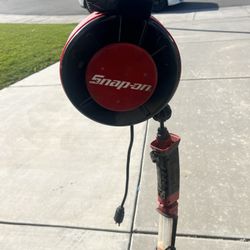 Snap - On Tools Retractable work Light