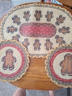 3 piece Gingerbread Man placemat Set