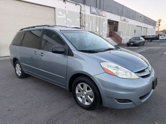 2007 Toyota Sienna Minivan