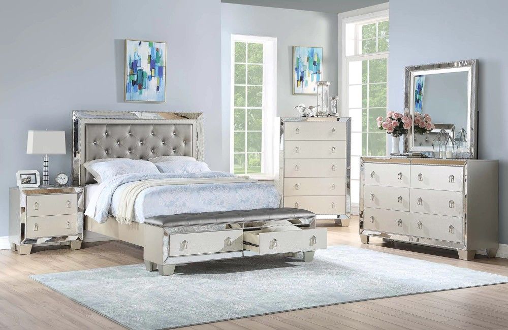 Brand New Silver 4pc Queen Bedroom Set (Available In California & Eastern King)