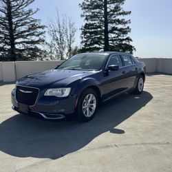 2015 Chrysler 300 Limited