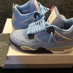 University Blue Jordan 4