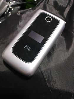 ZTE Verizon Flip phone  $30