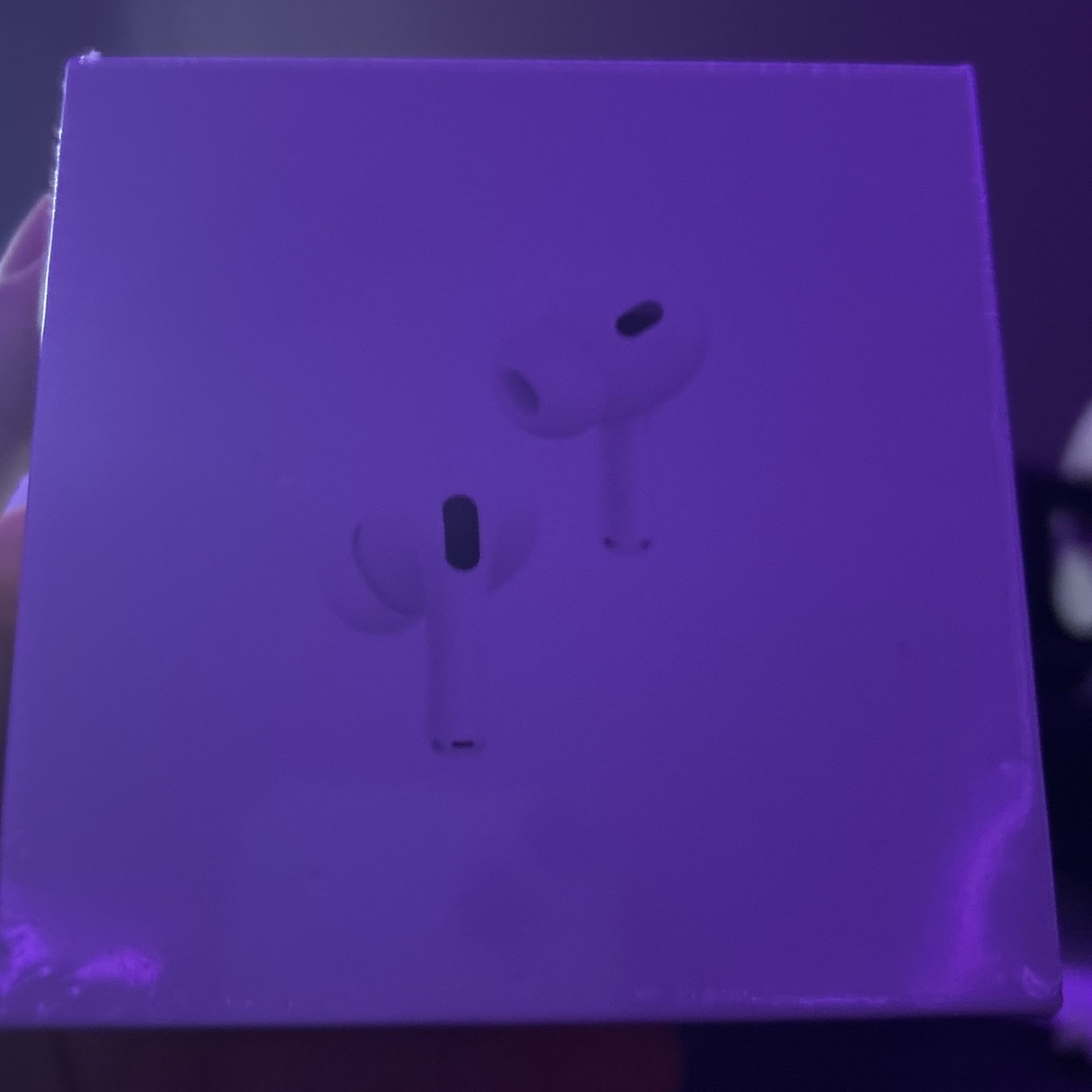 AirPods Gen 2