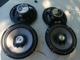 4 bocinas pioneer size 61/2  de 200 watts