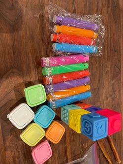 Kids Sensory Toy Bundle – Pop Tubes, Blocks, Containers