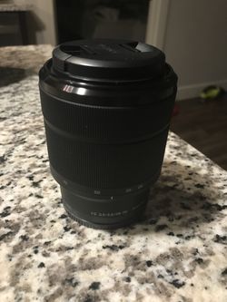 Sony lens FE 28-70 F3.5 Like NEW