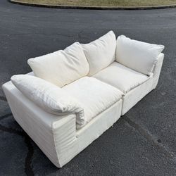 R4 Loveseat Sofa ( Delivery Available ) 