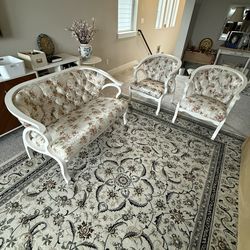 Elegant French Provincial 3-Piece Seating Set – Pristine Condition