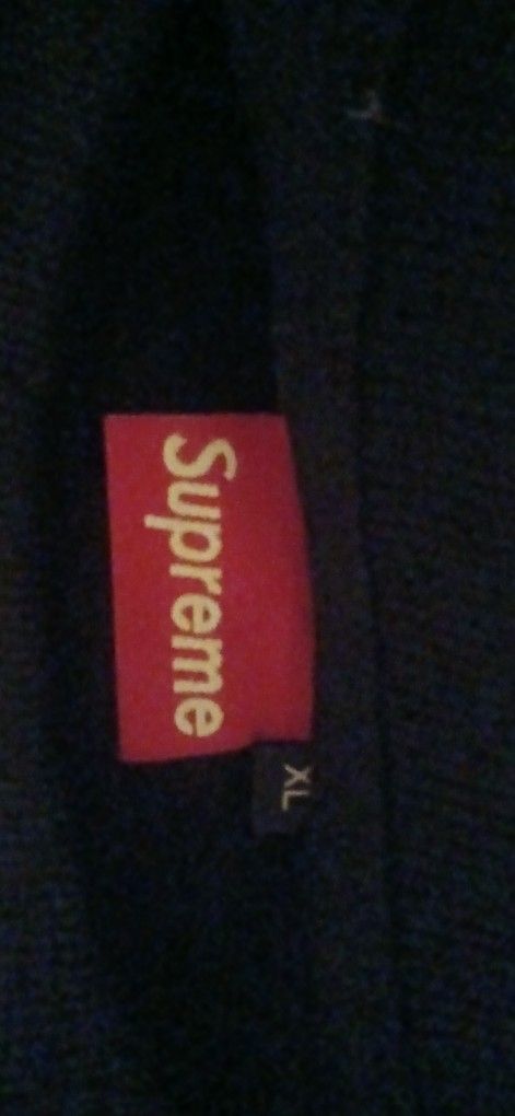 Supreme Sweater Xl