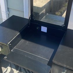 Black Vanity