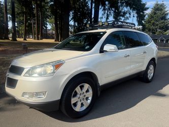 2011 Chevy Traverse  AWD