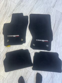 Toyota Tacoma 2026 trd off road rugs