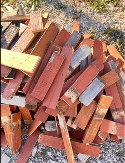 Reclaimed Cedar Red Leftover Wood (pick up in Del Valle Austin)
