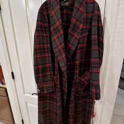 Vintage Pendleton Men’s Robe, Never Worn, Size Medium,$60