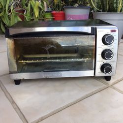 Black And Decker Toaster Oven