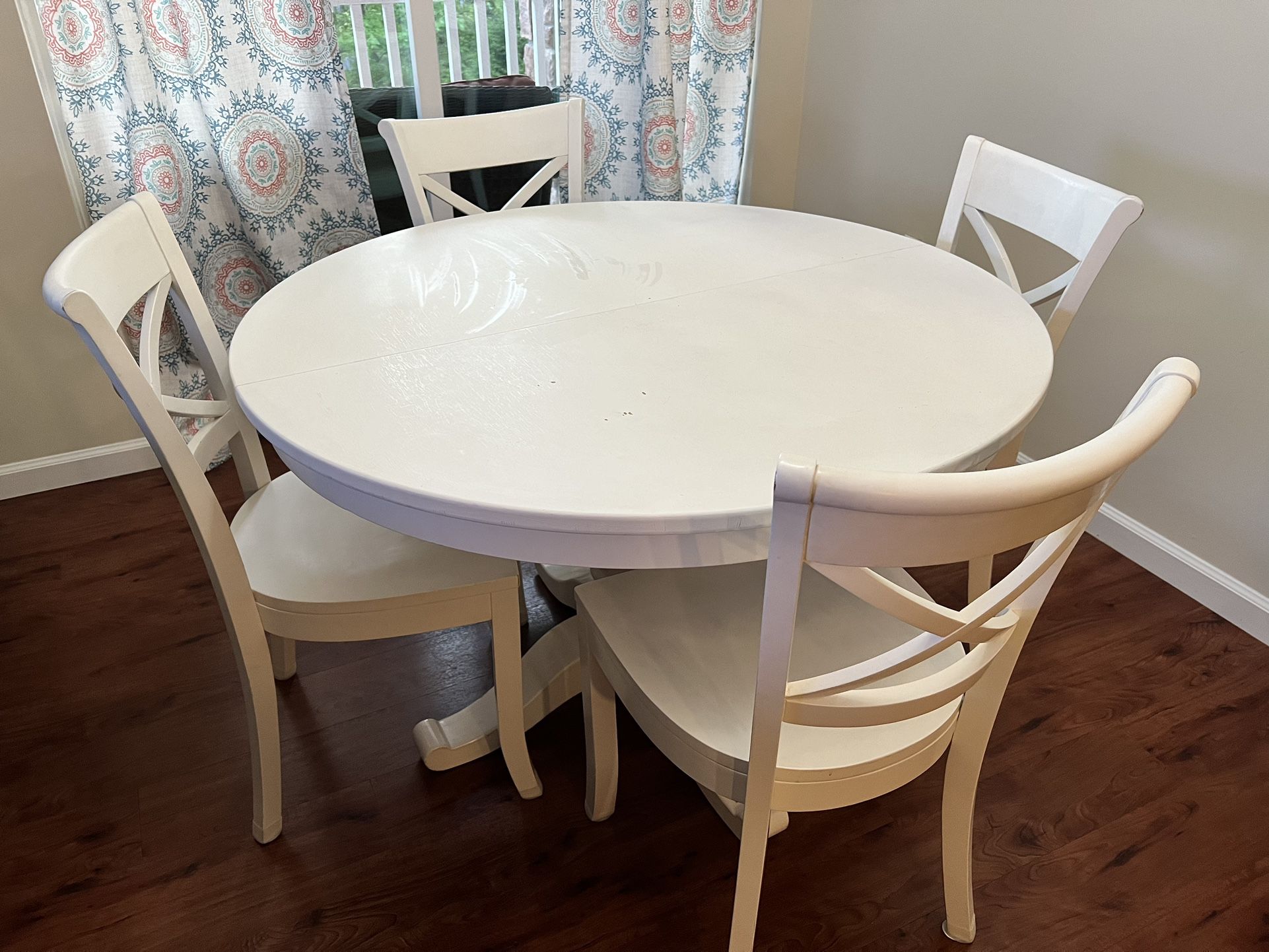 crate and barrel dining table Set