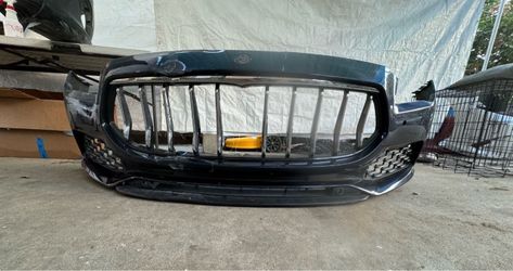MASERATI QUATTROPORTE S FRONT BUMPER COVER OEM (2018-2020)