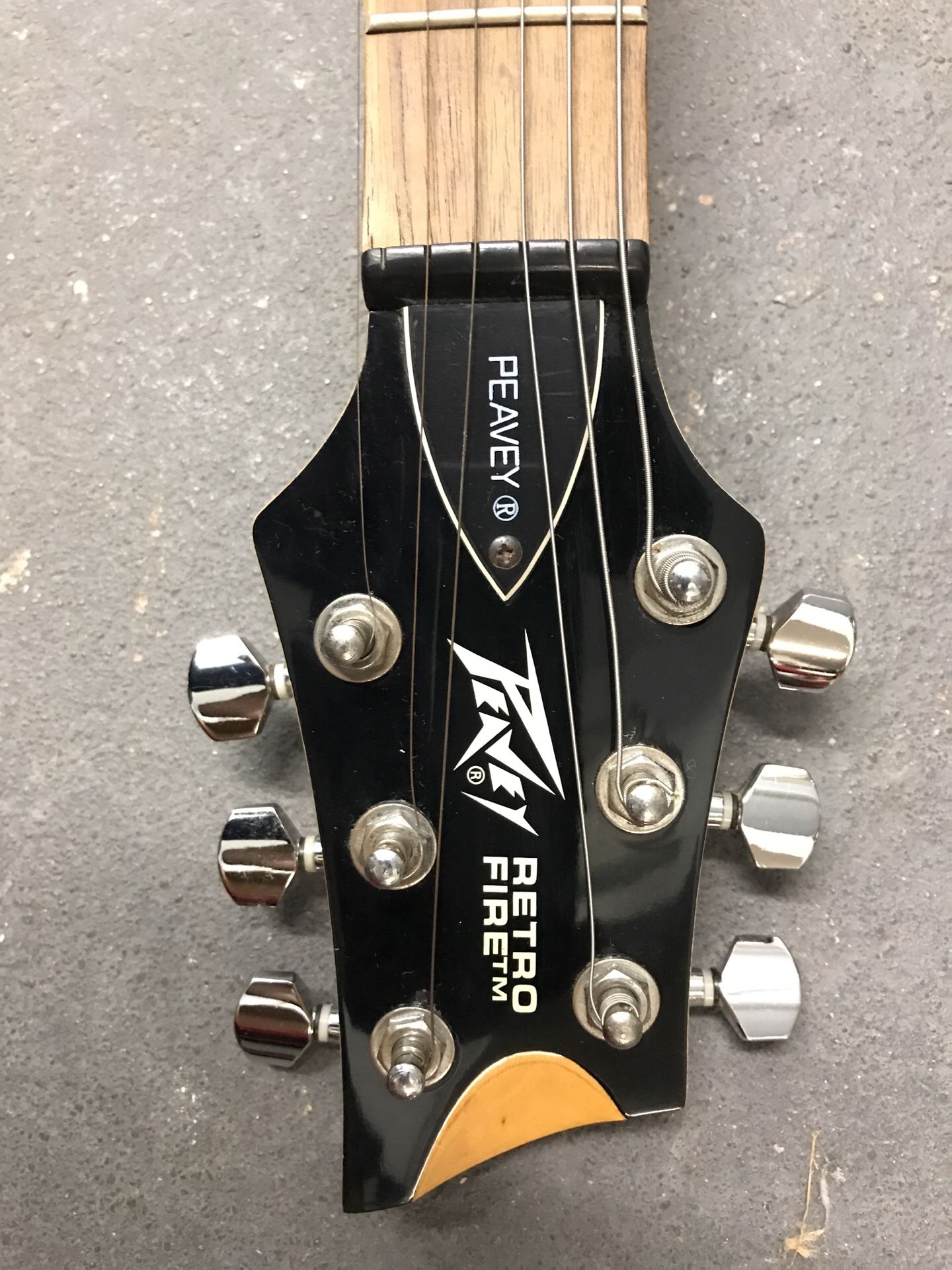 Peavey Retro Fire 6 String Electric Guitar Black for Sale in Los
