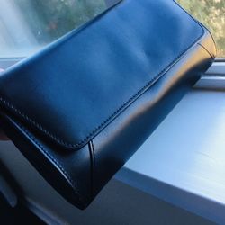 NWT Banana Republic Leather Clutch Purse With Detachable Chain