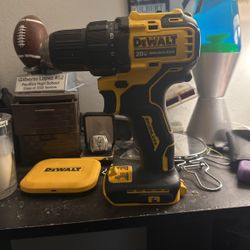 Dewalt DCD708