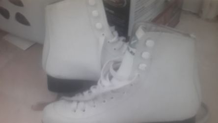 Ice skates Size 5