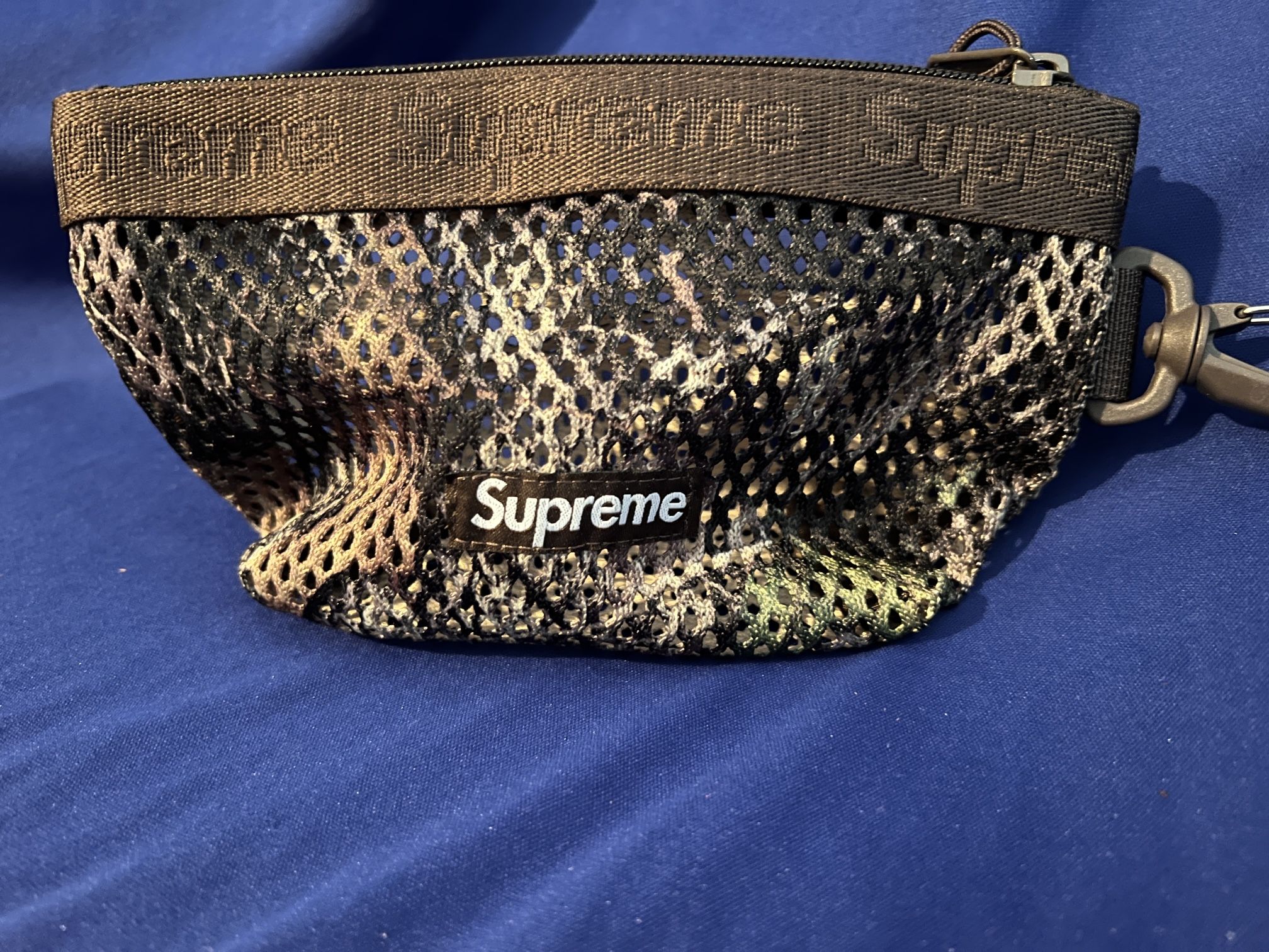 Supreme Mesh Mini Pouch