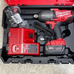 Milwaukee 2764-20 M18 Fuel 18V 3/4” High Torque Wrench With Case & 2 5.0Ah Batteries (70500274)