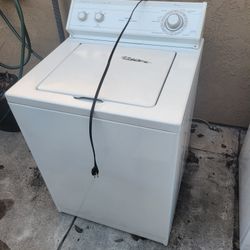 Whirl Pool Washer And Gas Dryer