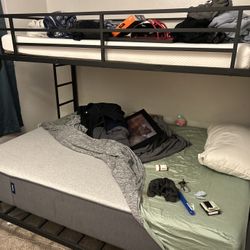 Twin Over Queen, Bunk, Bed Frame/bed