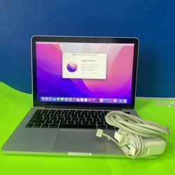 Apple MacBook Pro  13 inch / Dual Core i5/ 8 GB / 128GB SSD. MacOS Monetary