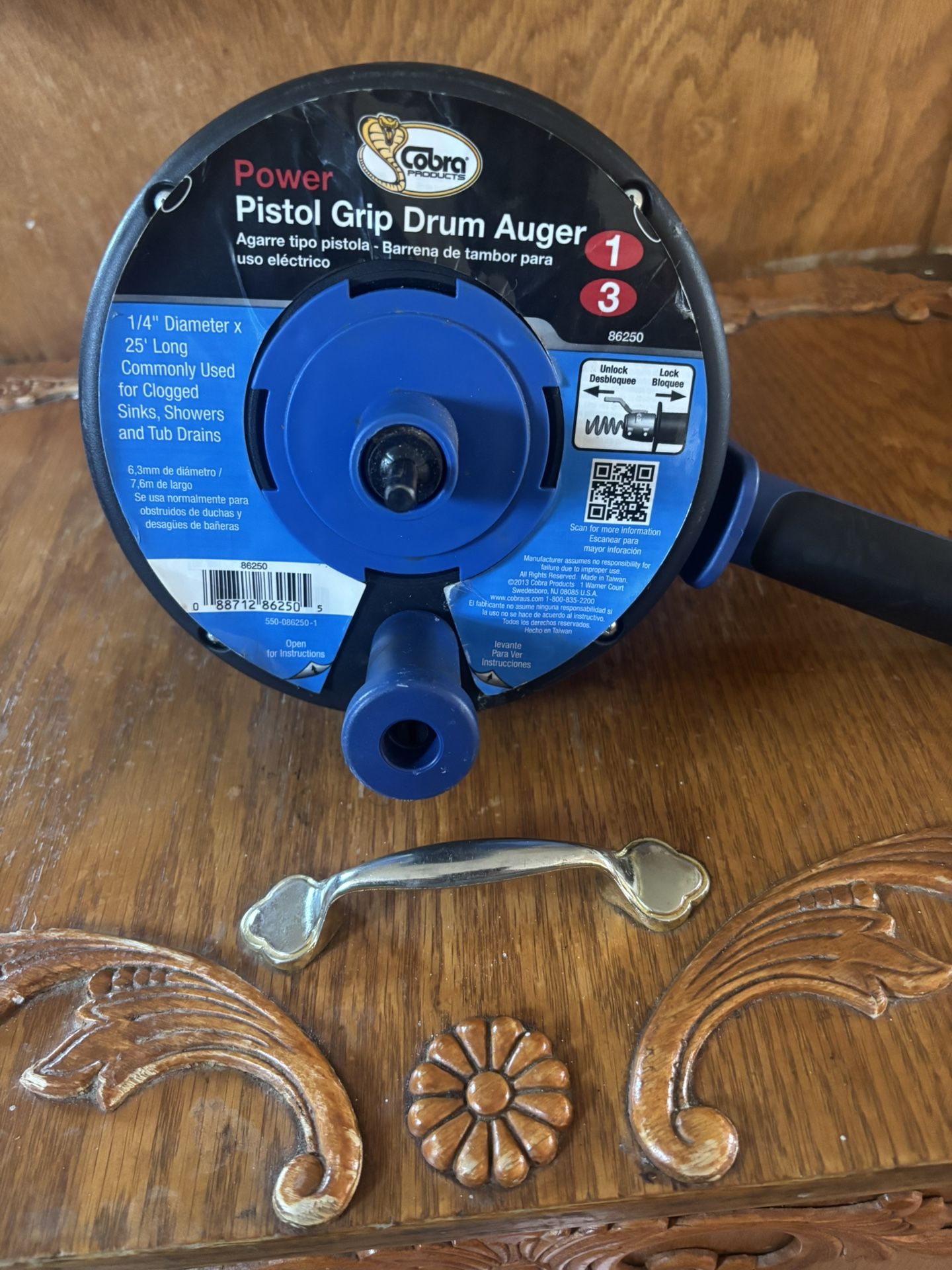 Cobra Pistol Grip Drum Auger W/ A 1/4” Drill Attachment