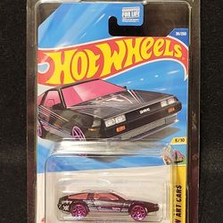 Hot Wheels 🔥 🛞, $8 DMC Delorean, Protective Display Case Included! Obo