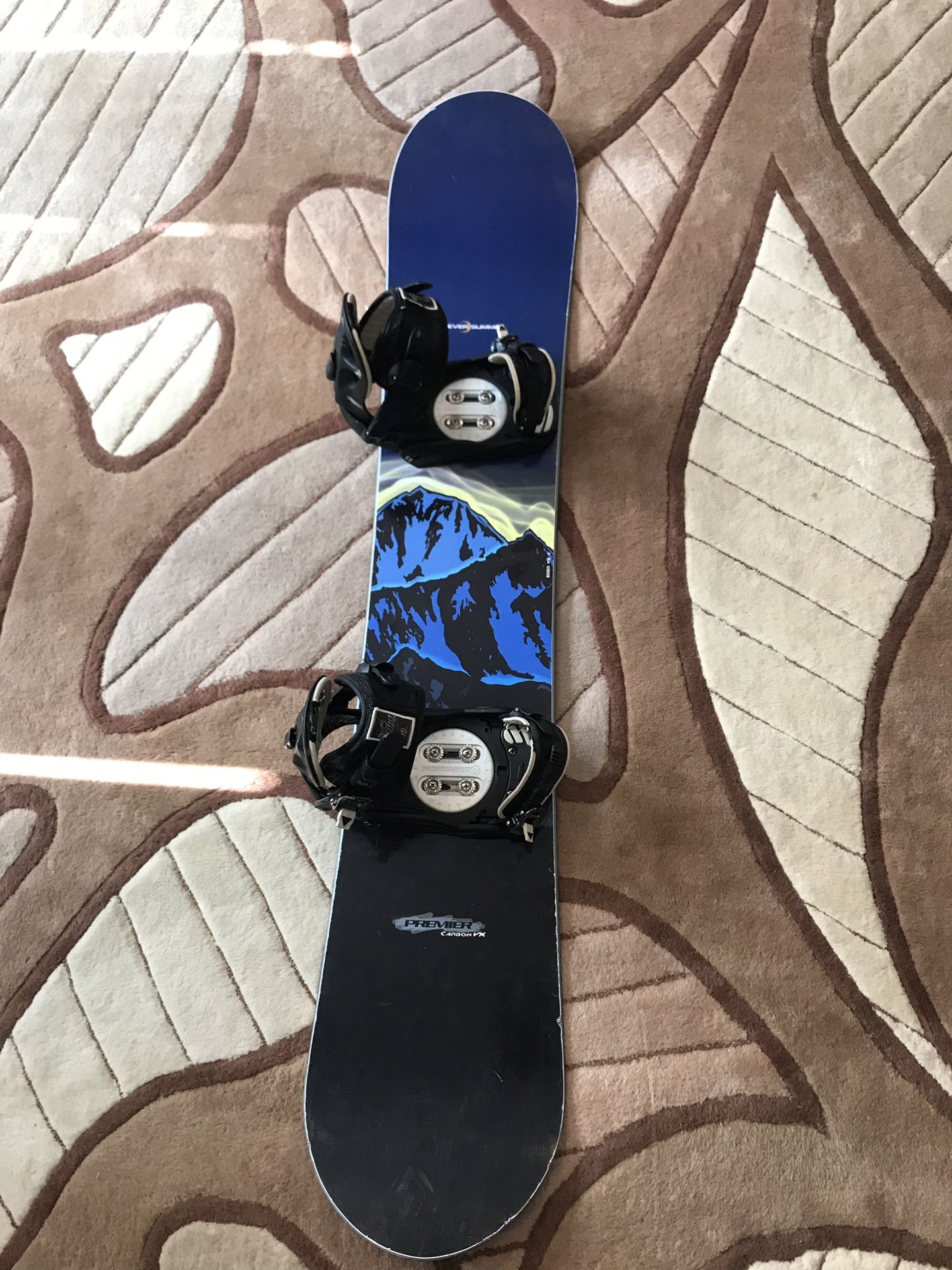 Never Summer NS T5 Premier Carbon VX snowboard
