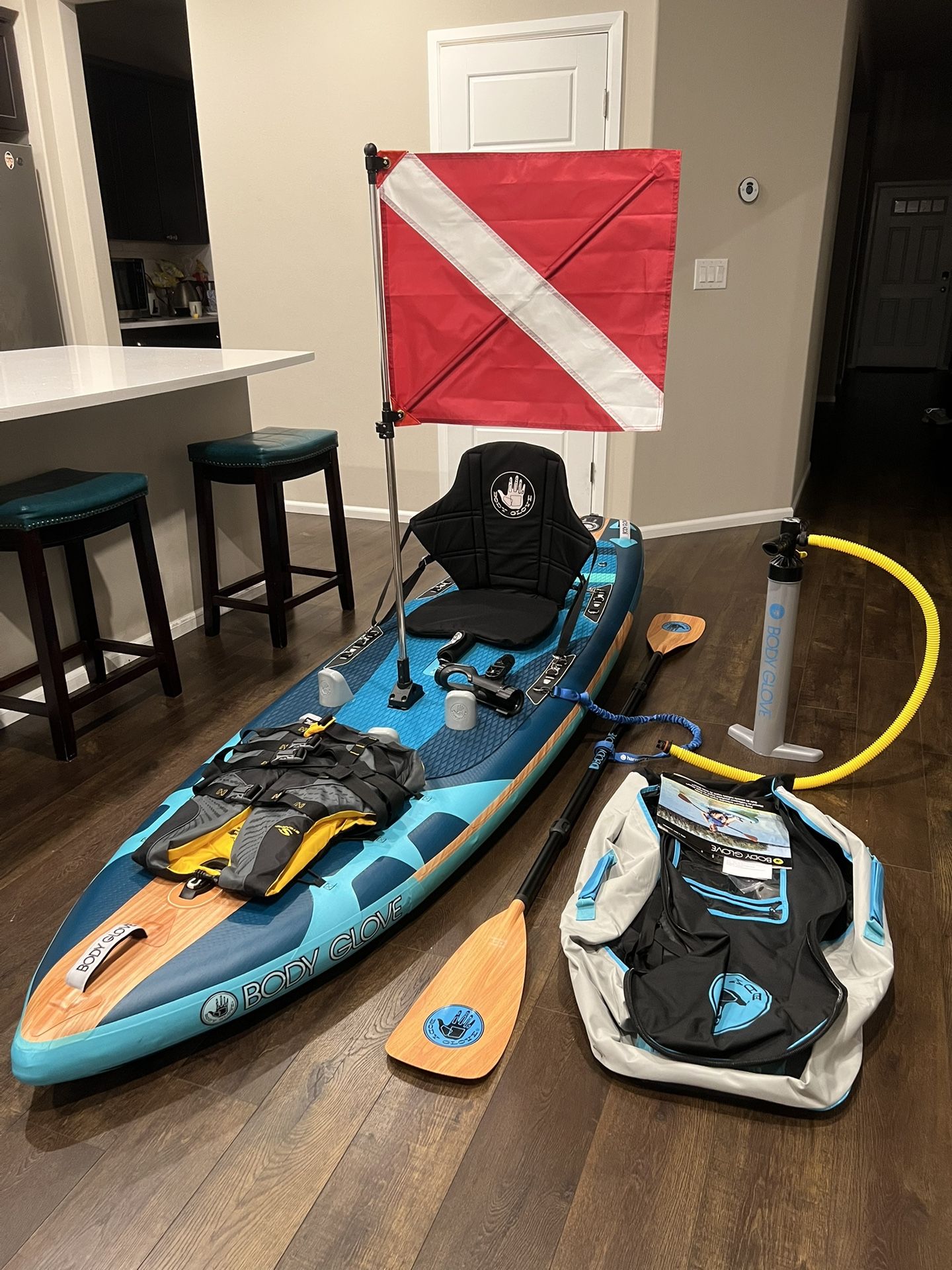 Body Glove 9.6 Feet Paddle Board And Kayak