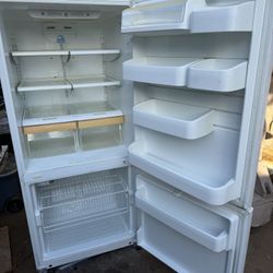 Kenmore Refrigerator 