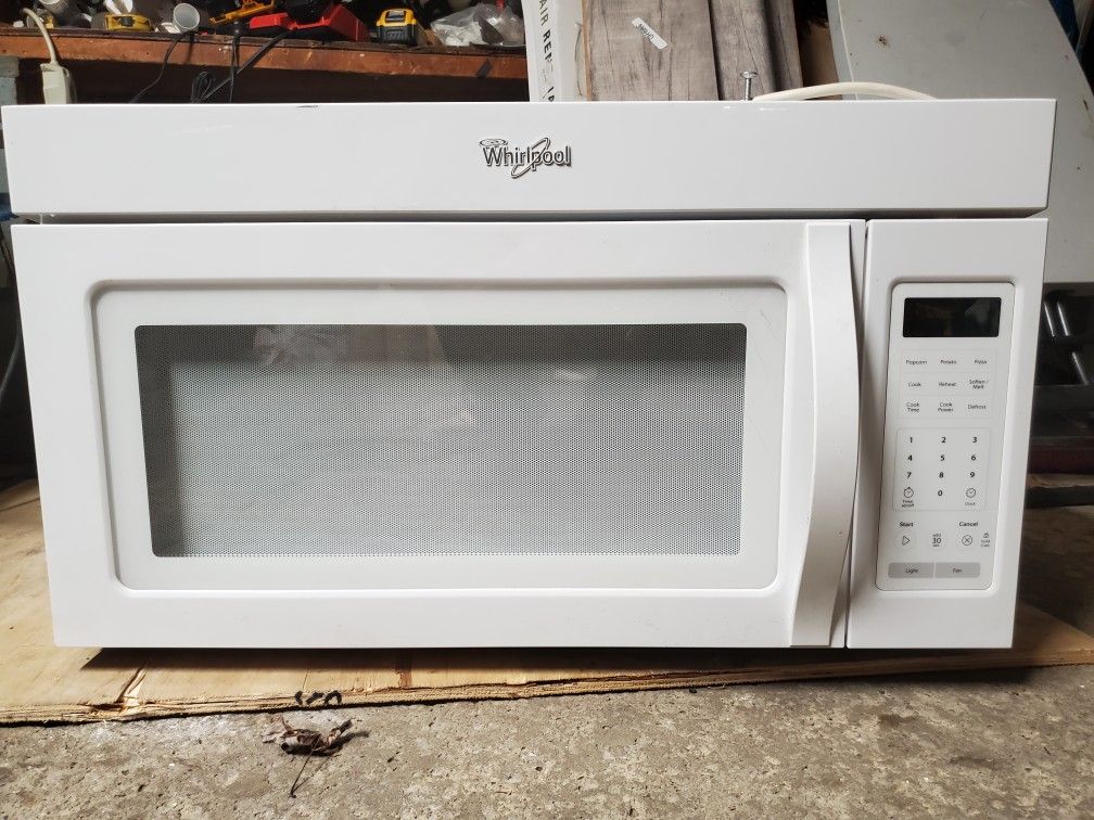 Above stove microwave