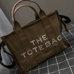 The Tote bag 