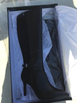 Brand new Ralph Lauren black knee high boots size 8 b