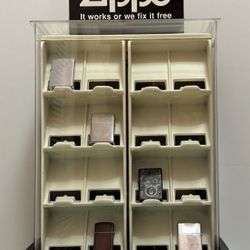 🔥 Vintage 16 Zippo Lighters Lockable Display Case