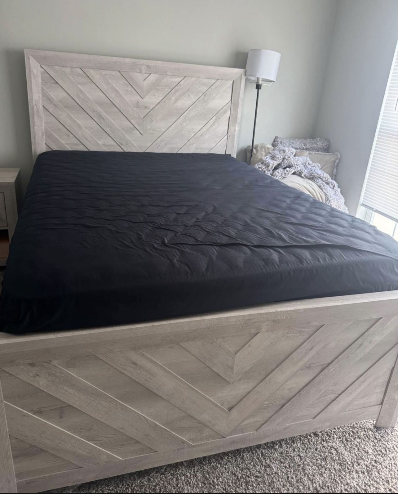 Flash Sale! Bed with mattress & Boxspring