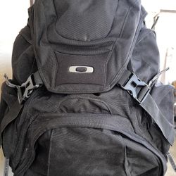 Oakley Tactical Cinch Top Backpack