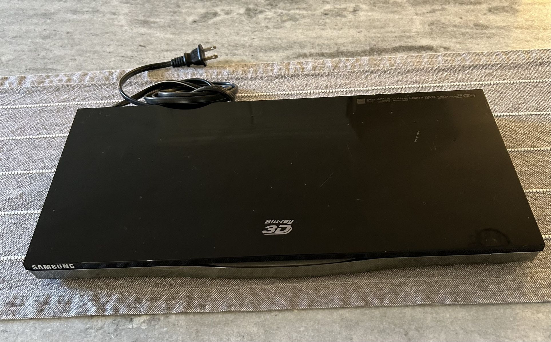 SAMSUNG Blu-ray DVD Player