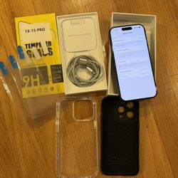 Brand New black iPhone 15 Pro Unlocked to any carrier 128gb 100% Battery Health