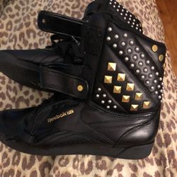 Limited Edition Collab Reebok Alicia Keys Size 8 