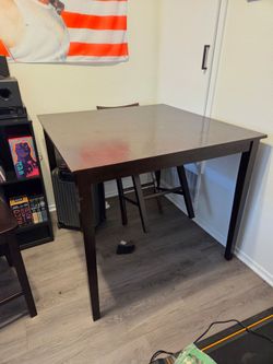 Dining room Table Set with 4 Chairs